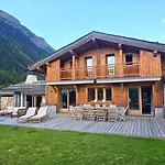 Premium 200sqm In Valley ! *