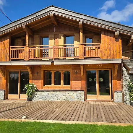 Premium 200sqm In Valley !