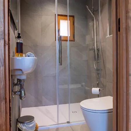 Premium 200sqm In Rare February Availability ! Шамоні