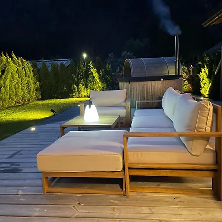 Premium 200sqm In Valley ! شامونكس